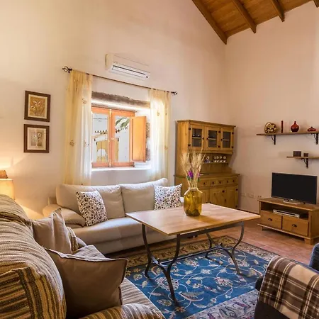 Kır Evi Casa La Huertecilla *