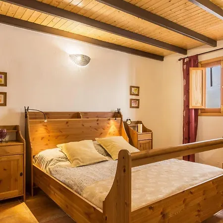 Casa La Huertecilla شاليه La Sorrueda